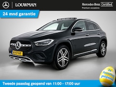 Mercedes-Benz GLA-Klasse - 200 Business Solution Luxury Trekhaak | Panorama Schuif-Kanteldak | Apple CarPlay | Achter