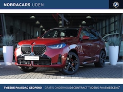 BMW X3 - 30e xDrive M Sport Automaat / Panoramadak / Trekhaak / Sportstoelen / Stoelventilatie / St