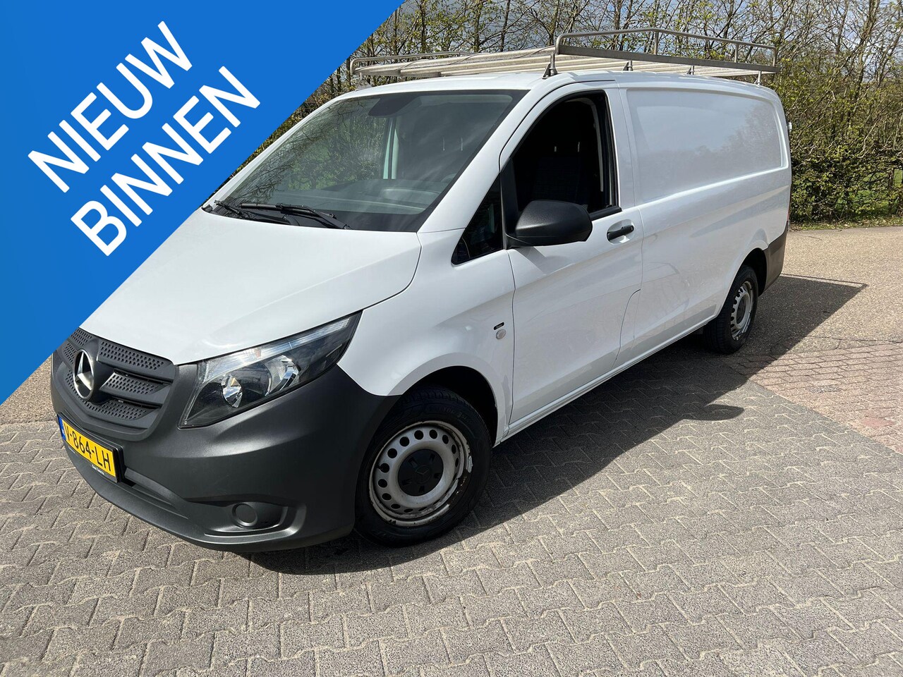 Mercedes-Benz Vito - 111 CDI Lang Bestelauto van het Jaar editie 111 CDI Lang Bestelauto van het Jaar editie - AutoWereld.nl