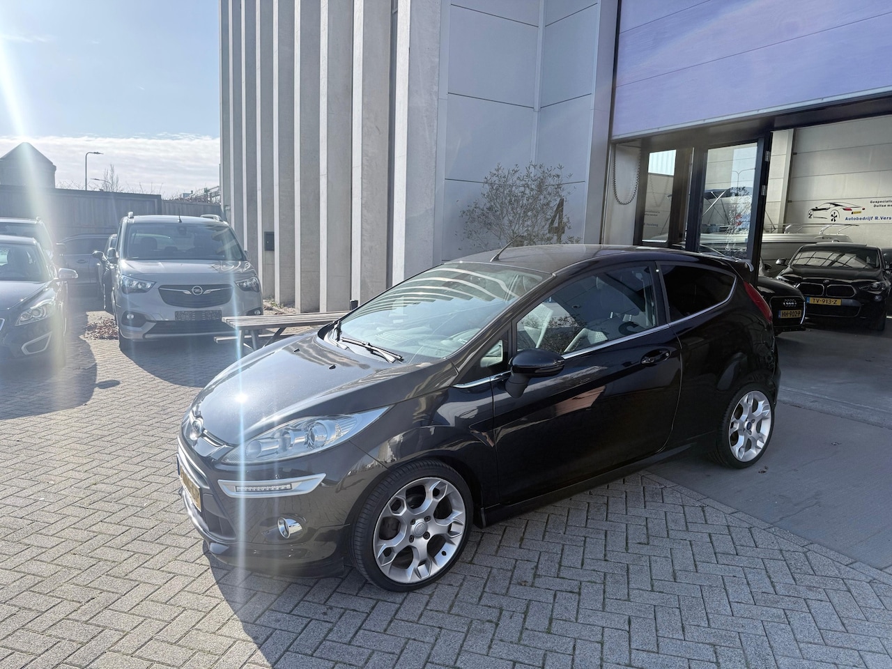 Ford Fiesta - 1.6 ST-Line! CLIMA! LED! MOOIE AUTO! INRUIL MOGELIJK! - AutoWereld.nl