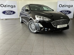 Ford Focus Wagon - vol opties EcoBoost Titanium Business Pano dak trekhaak-elektr.achterklep