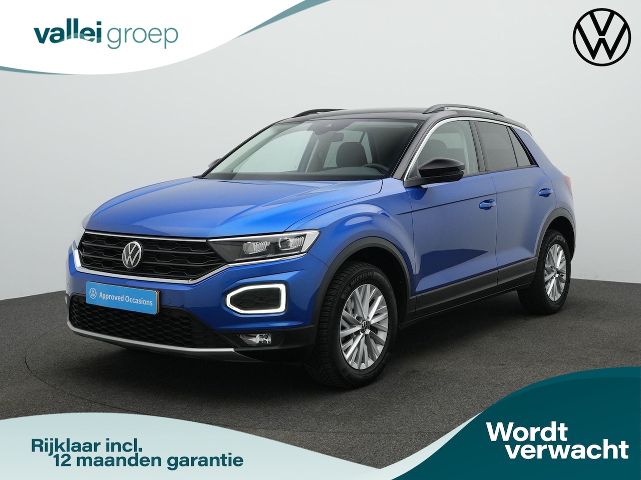 Volkswagen T-Roc - 1.5 TSI 150 pk DSG Style | Panoramadak | Stoelverwarming | Adaptive Cruise | Navigatie | C - AutoWereld.nl