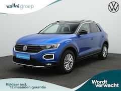 Volkswagen T-Roc - 1.5 TSI 150 pk DSG Style | Panoramadak | Stoelverwarming | Adaptive Cruise | Navigatie | C