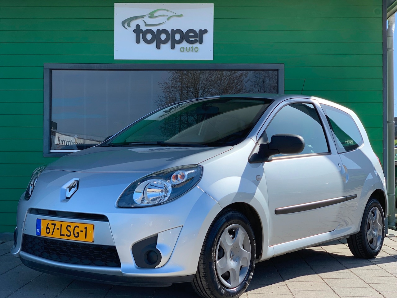 Renault Twingo - 1.2-16V Authentique|1e Eigenaar!|Airco|Trekhaak| - AutoWereld.nl