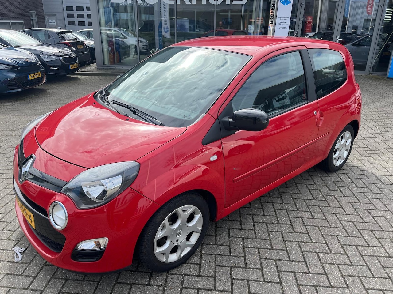 Renault Twingo - 1.2 16V Dynamique | Airco (automatisch) | Elektrische ramen voor - AutoWereld.nl