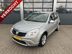 Dacia Sandero - 1.2 16V 75pk Laureate