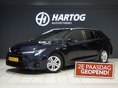 Toyota Corolla - 1.8 Hybrid Style + DODEHOEK / STUURVERWARMING / VOORRUITVERWARMING