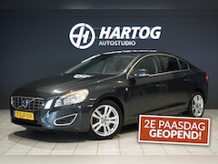 Volvo S60 - 1.6 T3 Summum + NAVIGATIE / BLUETOOTH / LMV