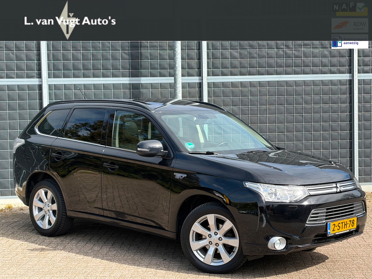 Mitsubishi Outlander - 2.0 PHEV instyle 2.0 PHEV instyle - AutoWereld.nl