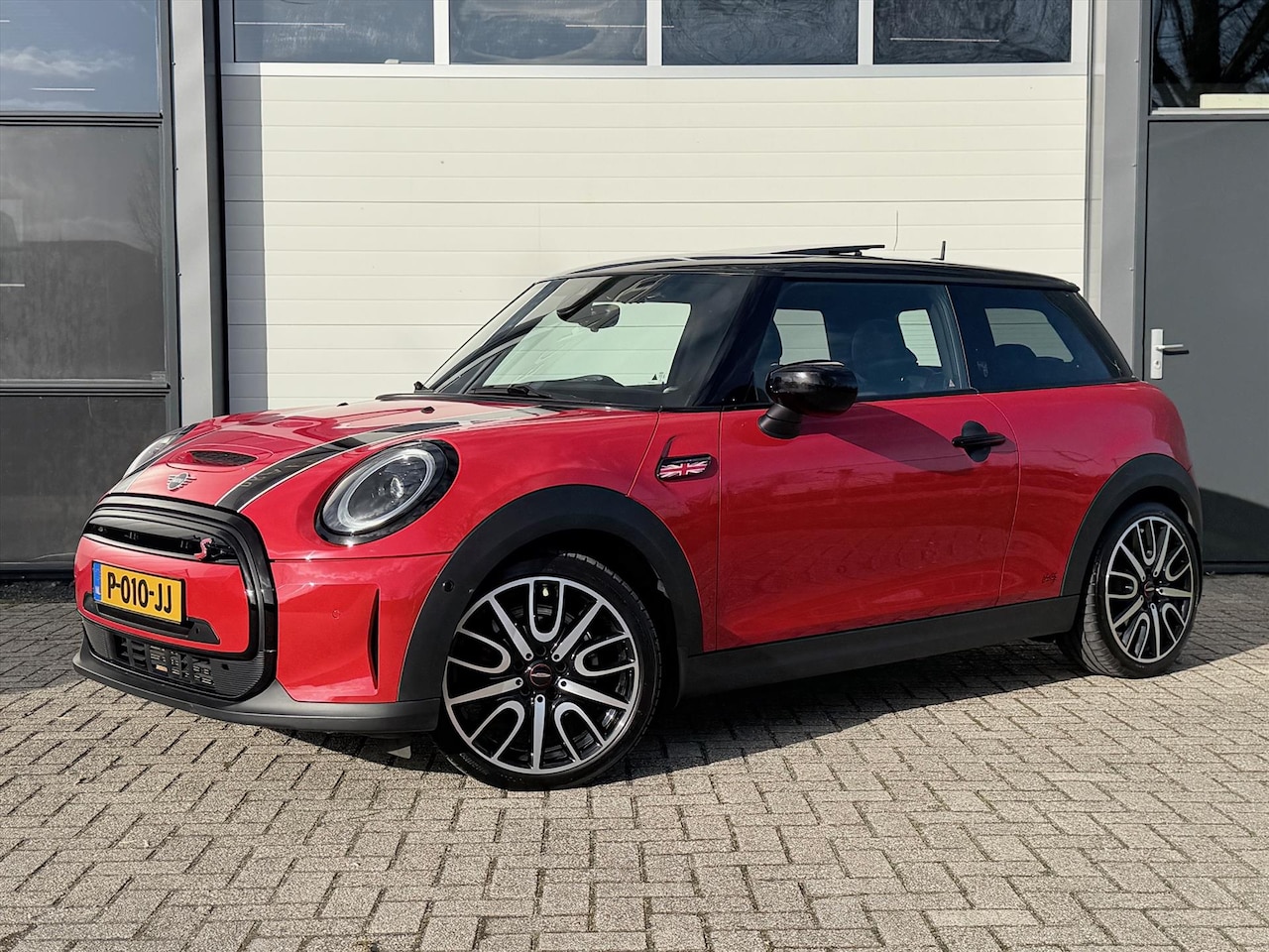 MINI Mini-Electric - 3-Deurs (f56) 184pk Aut - AutoWereld.nl