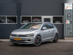 Volkswagen Polo - 1.0 MPI Comfortline PDC NAVI AIRCO CAR PLAY + GRATIS SET WINTERBANDEN OP VELG