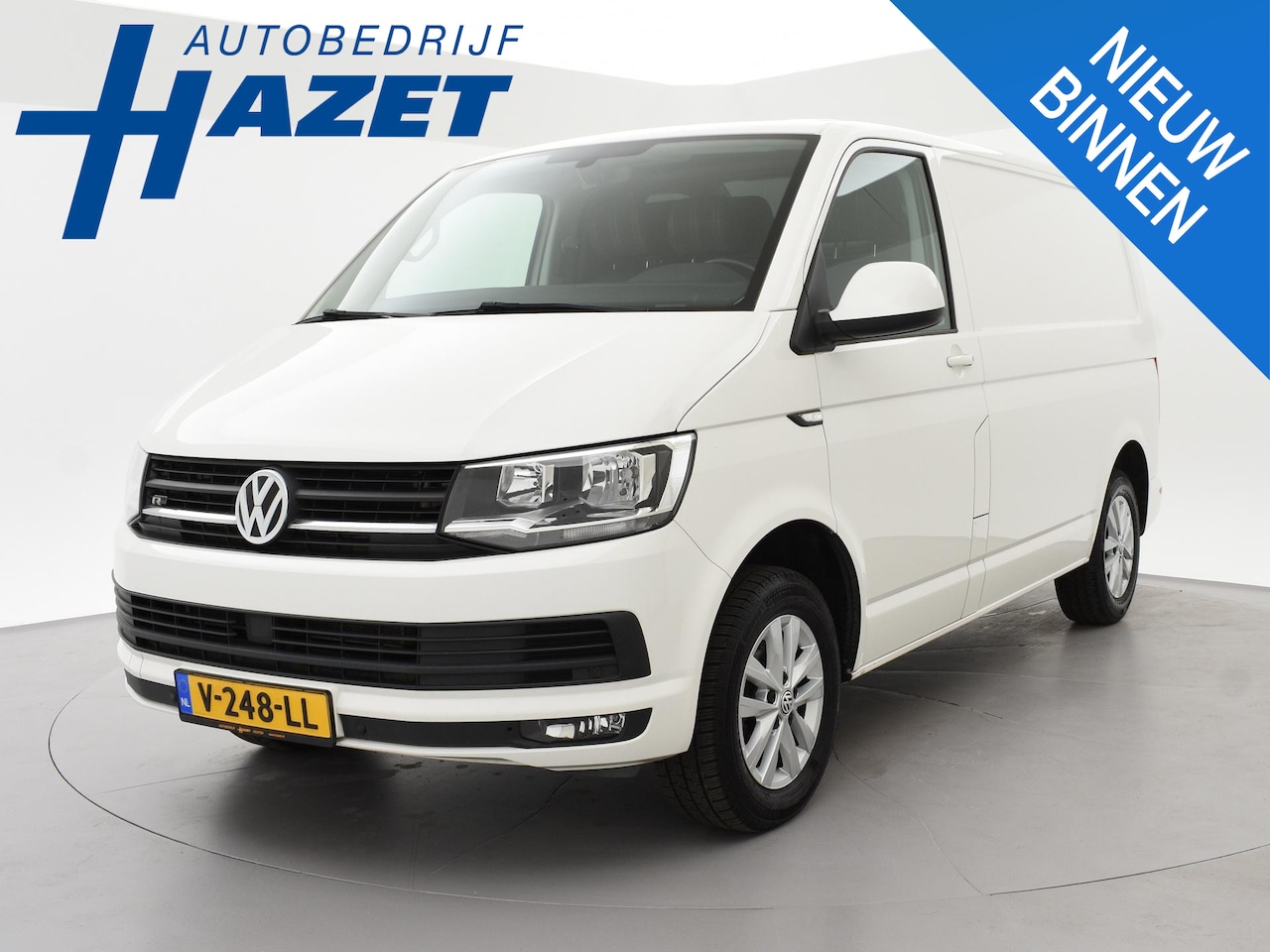 Volkswagen Transporter - 2.0 TDI 150 PK DSG AUT. L1H1 HIGHLINE + CARPLAY | ADAPTIVE CRUISE | TREKHAAK | LMV - AutoWereld.nl
