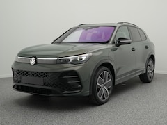 Volkswagen Tiguan - R-Line Edition 1.5 eHybrid 272 PK | Trekhaak | Panoramadak | Leder | harman/kardon | Stuur