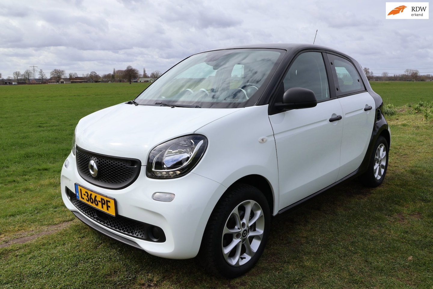 Smart Forfour - Electric drive Business Solution 18 kWh|Nieuwe ACCU!|Airco|Bluetooth|Nieuwe APK|Zeer nette - AutoWereld.nl