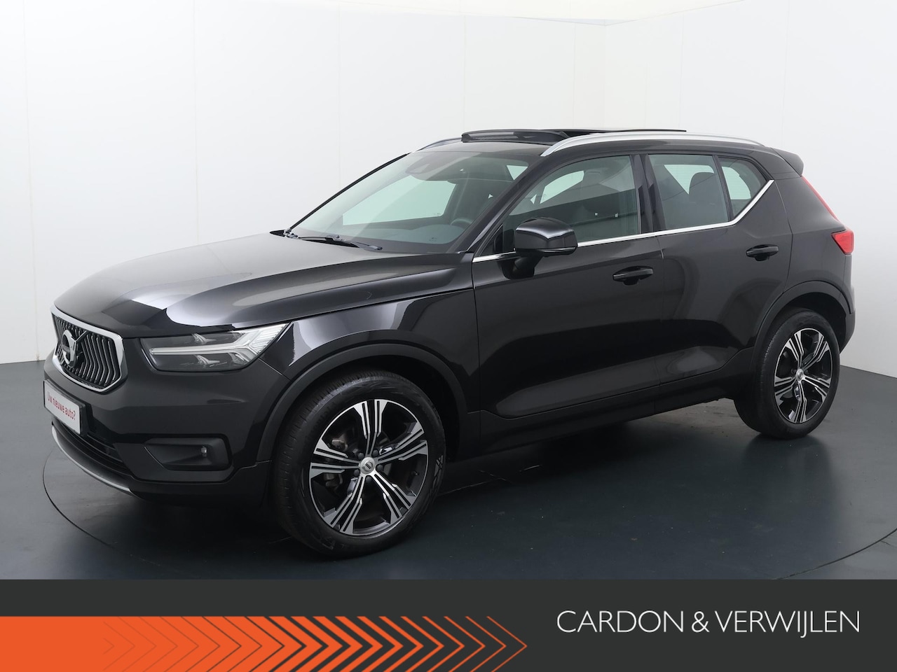 Volvo XC40 - 1.5 T3 Inscription | 163 PK | Automaat | Panoramadak | Lederen bekleding | Achteruitrijcam - AutoWereld.nl