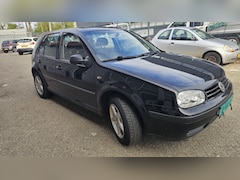 Volkswagen Golf - 1.6 Volkswagen Golf 1.6 Sport | Open Dak | CarPlay  Sport Uitlaat | Goed Rijdend