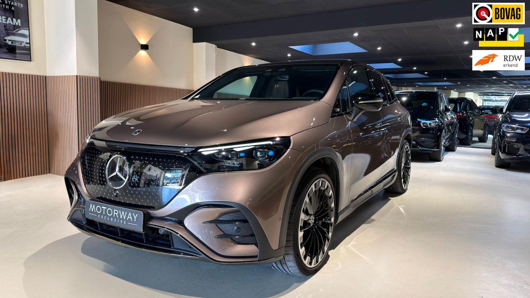 Mercedes-Benz EQE SUV - 350 4Matic Sport Edition AMG| Achterasbesturing|Pano|Burmester|Memory|Trekhaak|Airmatic|Di - AutoWereld.nl
