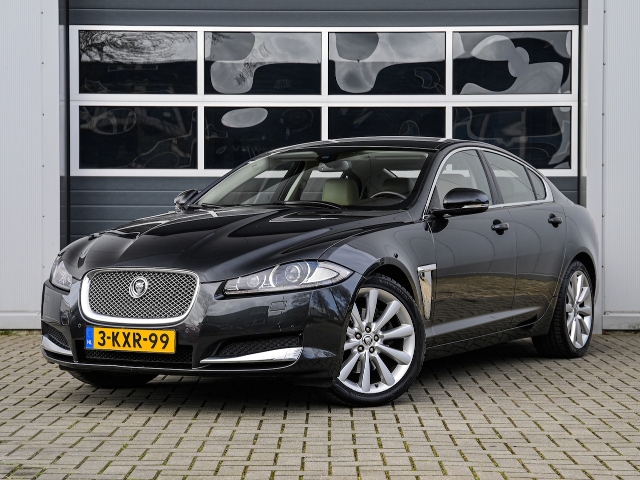 Jaguar XF - 2.0 Premium Edition | Leder | Xenon | Camera | Navi | PDC v+a - AutoWereld.nl