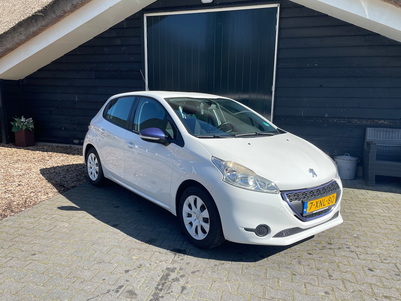 Peugeot 208 - 1.0 Vti LIKE Airco, Cruisecontrol, Bluetooth - AutoWereld.nl