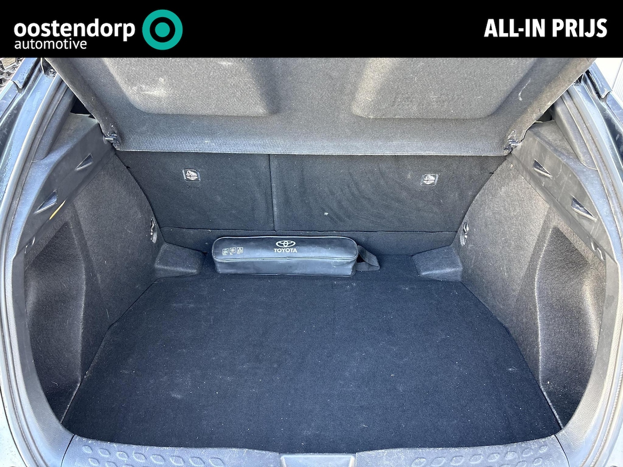 Toyota C-HR - 1.8 Hybrid Style **PREMIUM PACK/ ADAPTIEF CRUISE CONTROL/ KEYLESS** - AutoWereld.nl