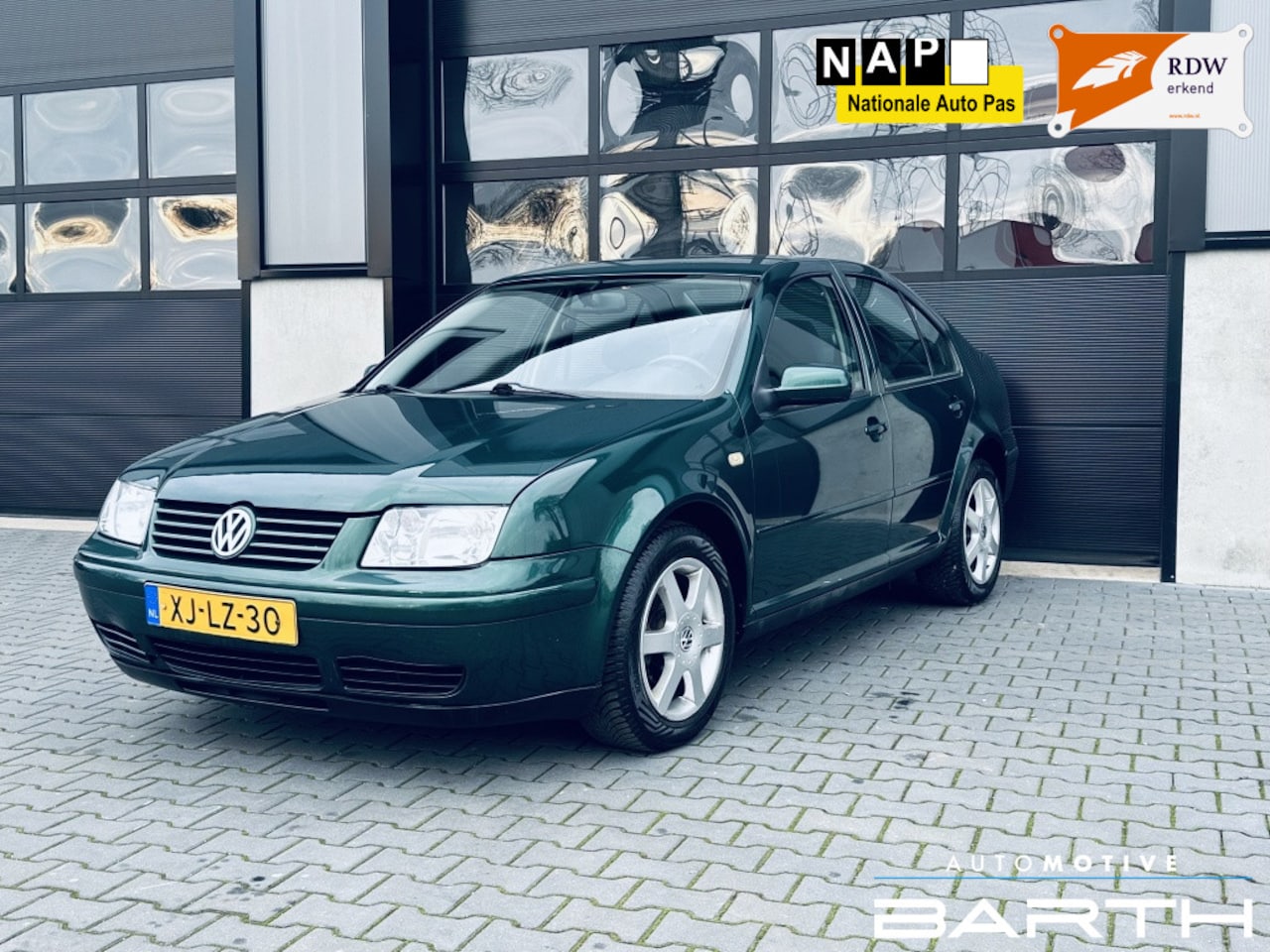 Volkswagen Bora - 1.6 | Airco | NAP | APK | el. Pakket | - AutoWereld.nl
