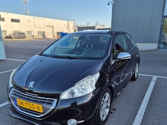 Peugeot 208 - 1.6 Vti Allure .