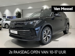 Volkswagen Tiguan - 1.5 eTSI Life Edition 150 PK | Apple Carplay | Panoramadak | Trekhaak | Stoelverwarming |