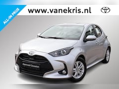 Toyota Yaris - 1.5 Hybrid 115 Active Limited Stoel & stuurverwarming, parkeersensoren