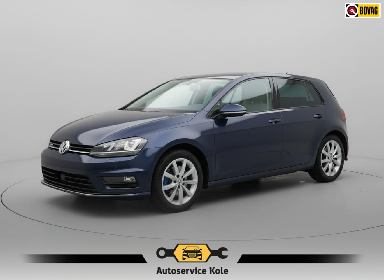 Volkswagen Golf - 1.4 TSI 150pk Automaat R-Line * Panorama * Dodehoekassistent * Stoelverwarming * - AutoWereld.nl