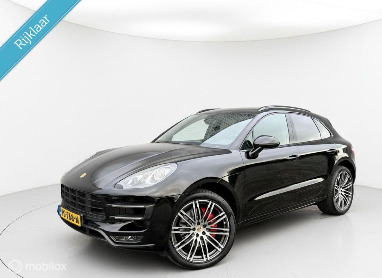 Porsche Macan - 3.6 Turbo Sport Chrono Pano Bose Leder Luchtvering Camera Sfeerverlichting - AutoWereld.nl