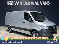 Mercedes-Benz Sprinter - 315 CDI 150pk L2H1 Euro6 Airco | Camera | Apple Carplay | Trekhaak | Chauffeursstoel Andro