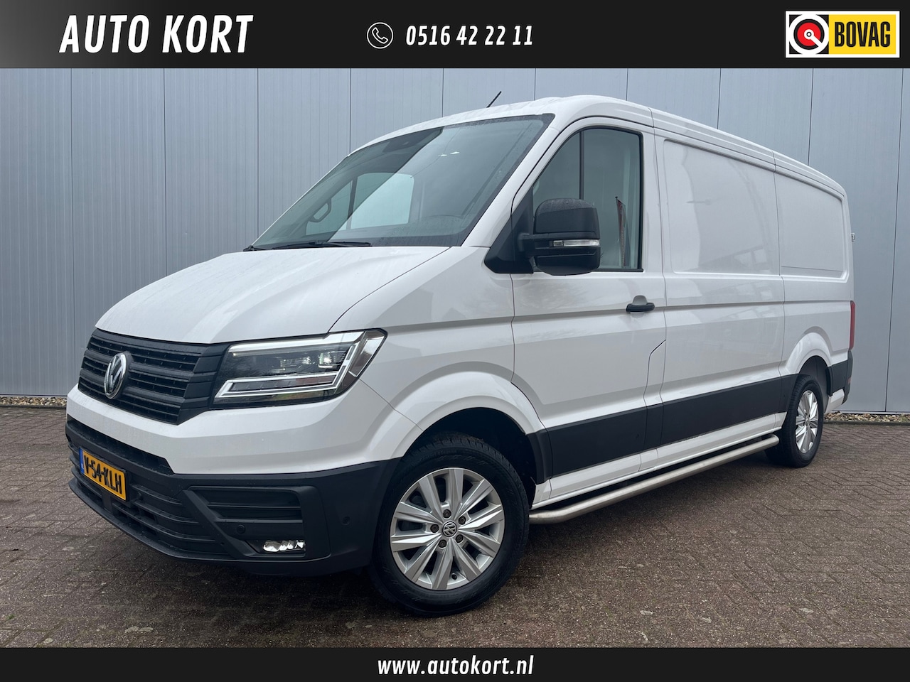 Volkswagen Crafter - 30 2.0 TDI 177PK L3H2 Exclusive | Trekhaak | Achteruitrijcamera | Sidebars | Parkeersensor - AutoWereld.nl