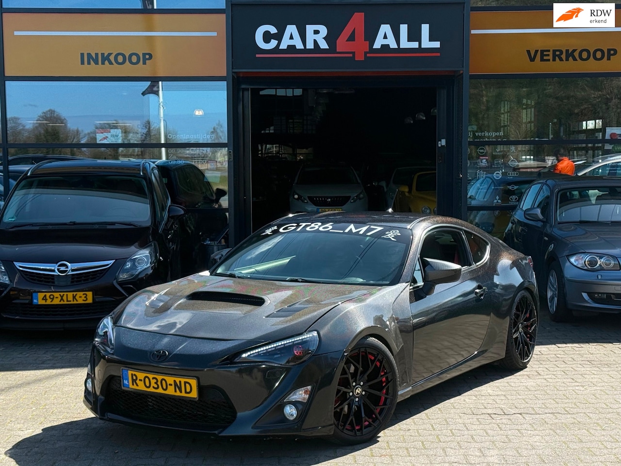 Toyota GT86 - 2.0 D-4S FULL CARBON/250PK/UNIEK/STERRENHEMEL/CUSTOM - AutoWereld.nl