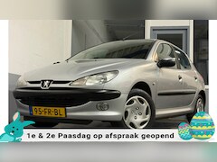 Peugeot 206 - 1.4 Gentry|NAP|NweAPK|Airco|Glazendak|5Deurs|