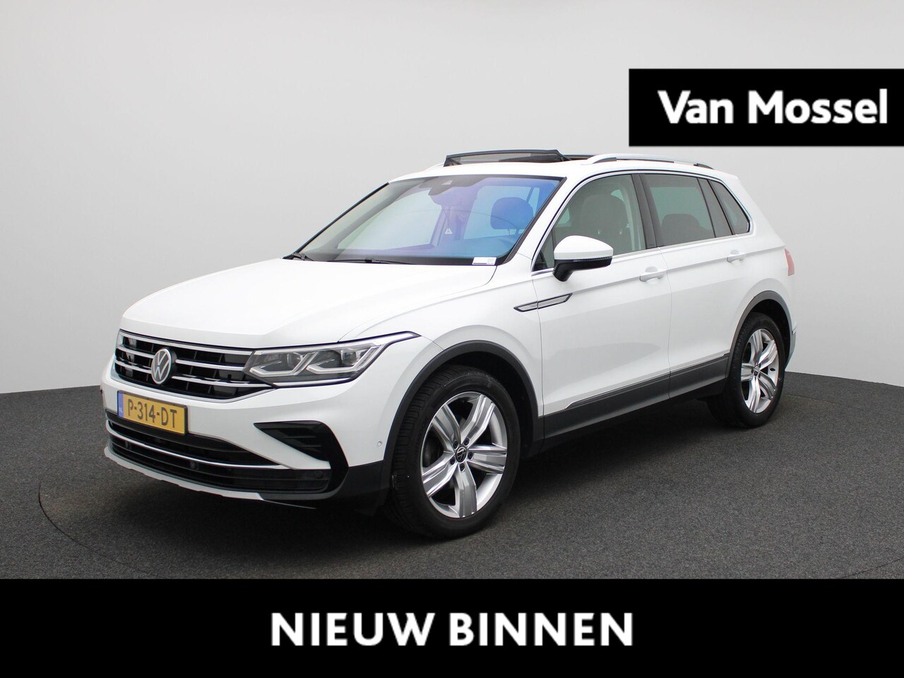 Volkswagen Tiguan - 1.5 TSI Elegance | 150 PK | Automaat | Panorama Dak | Stoel en Stuurwiel Verwarming | Koff - AutoWereld.nl