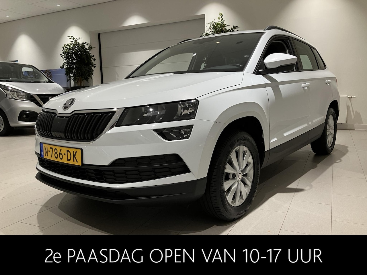 Skoda Karoq - 1.5 TSI ACT Business Edition 150 PK | Automaat | Apple Carplay | Parkeersensoren Achter | - AutoWereld.nl