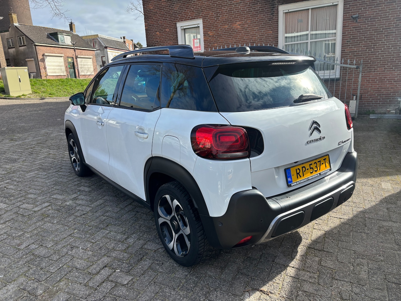 Citroën C3 Aircross - 1.2 PureTech S&S Shine 110 pk navi achteruitrijcamera