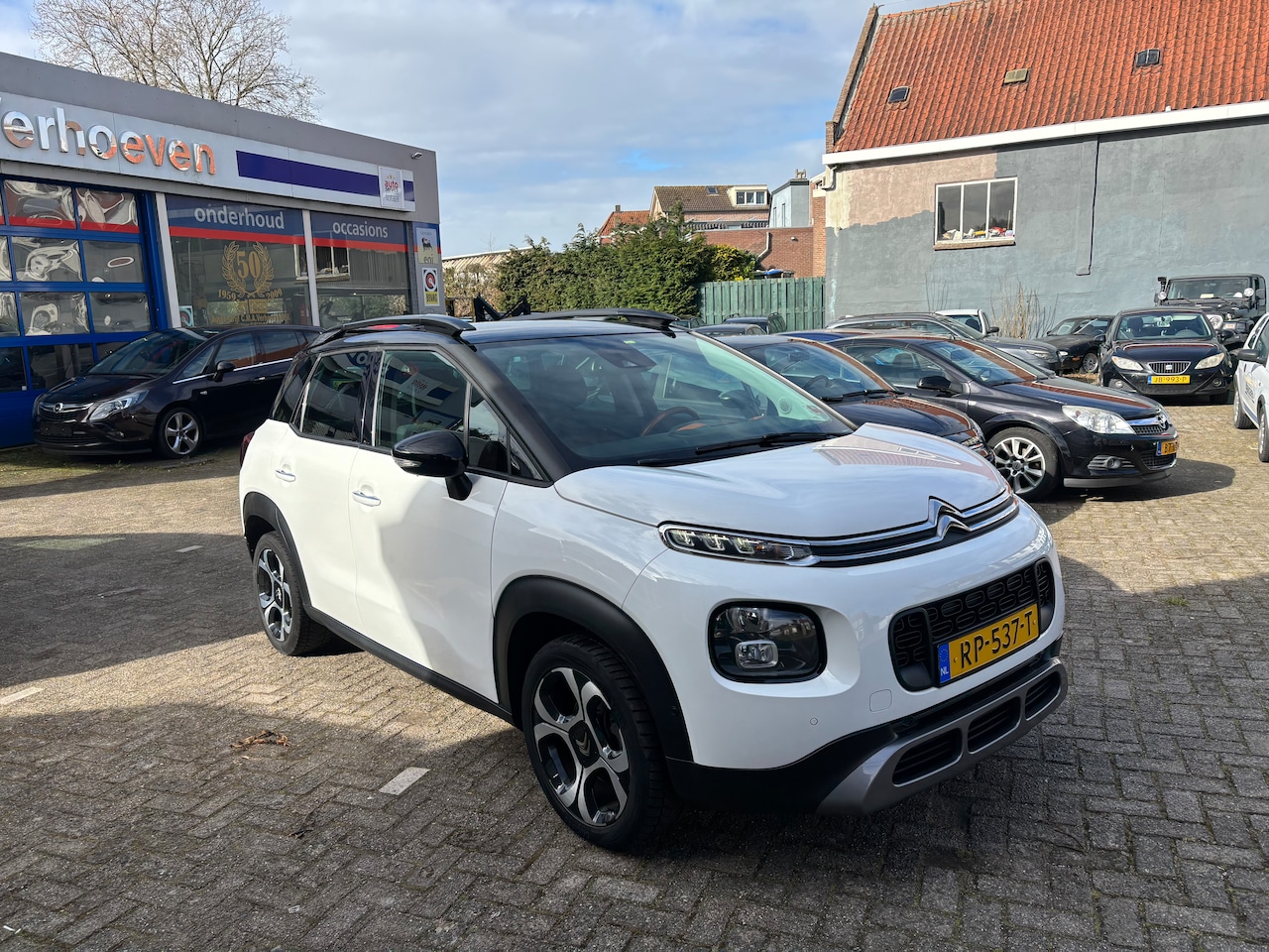 Citroën C3 Aircross - 1.2 PureTech S&S Shine 110 pk navi achteruitrijcamera