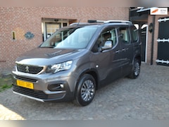 Peugeot Rifter - 1.2 Pure Tech Allure - Airco - Navi + Camara - Cruise control - Dakrails - Parkeersensoren