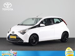 Toyota Aygo - 1.0 VVT-i x-play | Navigatie | Airco | Parkeercamera | Apple Carplay / Android Auto |