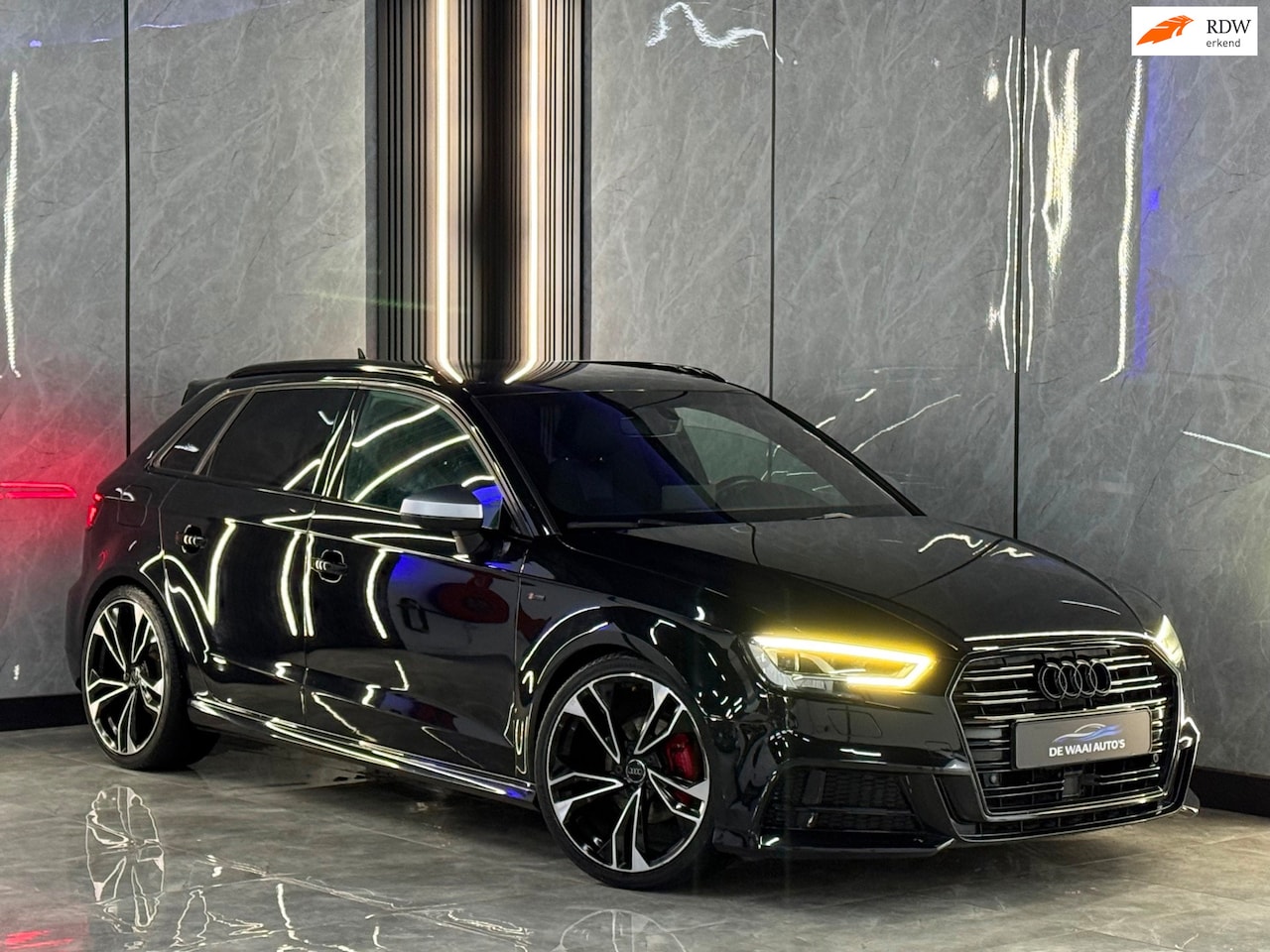 Audi A3 Sportback - 1.4 TFSI 3xS-Line | Virtual Cocpit | Matrix | blind spot | Keyless | Stoelverw|19” Audi Sp - AutoWereld.nl