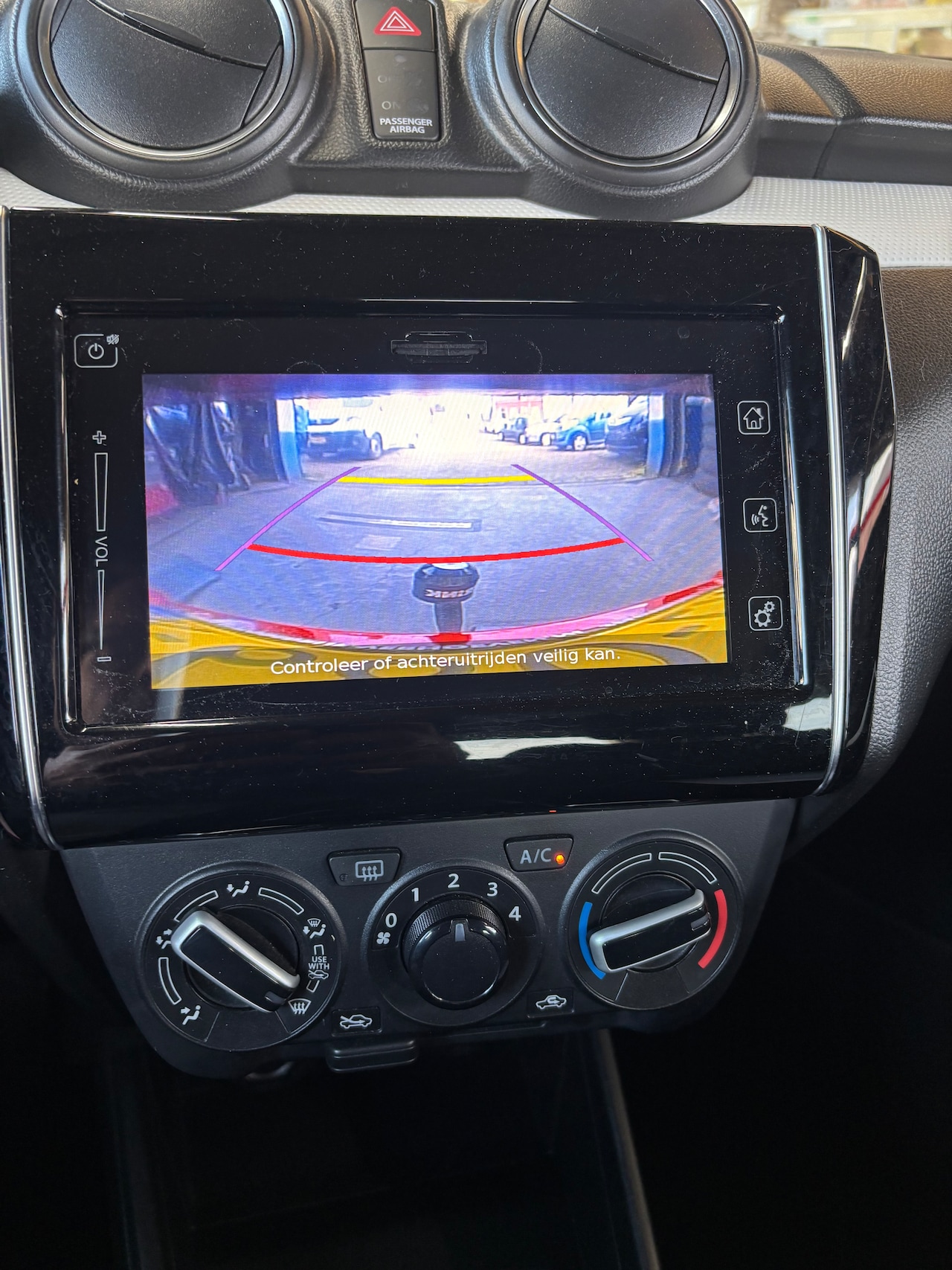 Suzuki Swift - 1.2 Select Smart Hybrid achteruitrijcamera , trekhaak