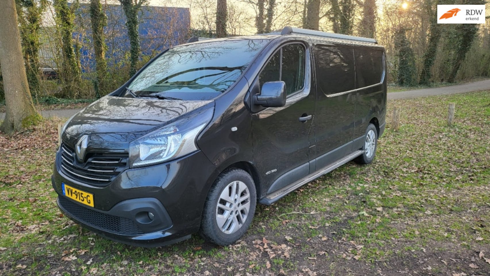 Renault Trafic - 1.6 dCi T29 L2H1 DC Comfort 1.6 dCi T29 L2H1 DC Comfort,NAV,CC,TrekHaak,Imperial - AutoWereld.nl