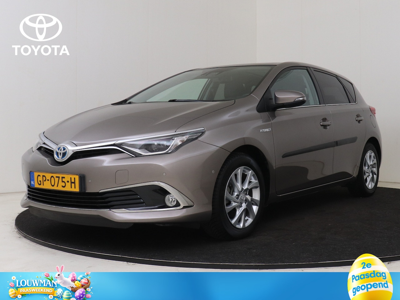 Toyota Auris - 1.8 Hybrid Lease Pro | Panoramisch dak | half lederen interieur | Toyota-paasweekend - AutoWereld.nl