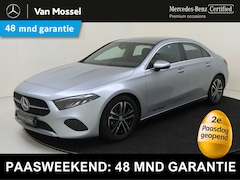 Mercedes-Benz A-klasse - A180 Star Edition Luxury Line - Achteruitrijcamera - Stoelverwarming - Carplay - Thermotro