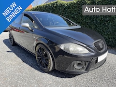 SEAT Leon - 2.0 TFSI FR | Raceauto / Trackday | FIA Rolkooi | 320 PK / 500 Nm | Race klaar | OMP FIA R