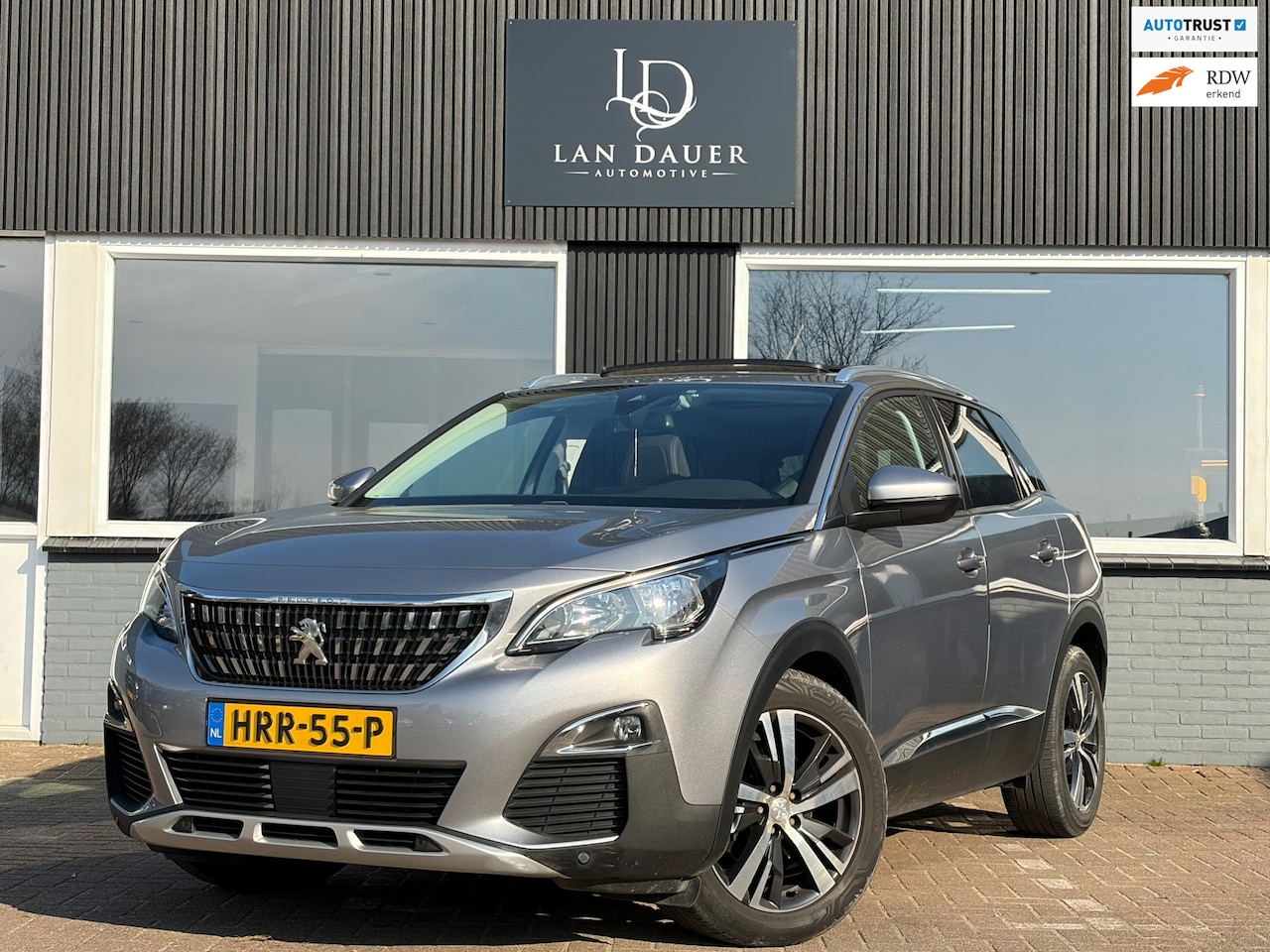 Peugeot 3008 - 1.2 PureTech Schuifdak / Leder / Automaat - AutoWereld.nl