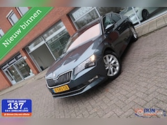 Skoda Superb - 1.6 TDI Ambition Business Carplay Navi Automaat