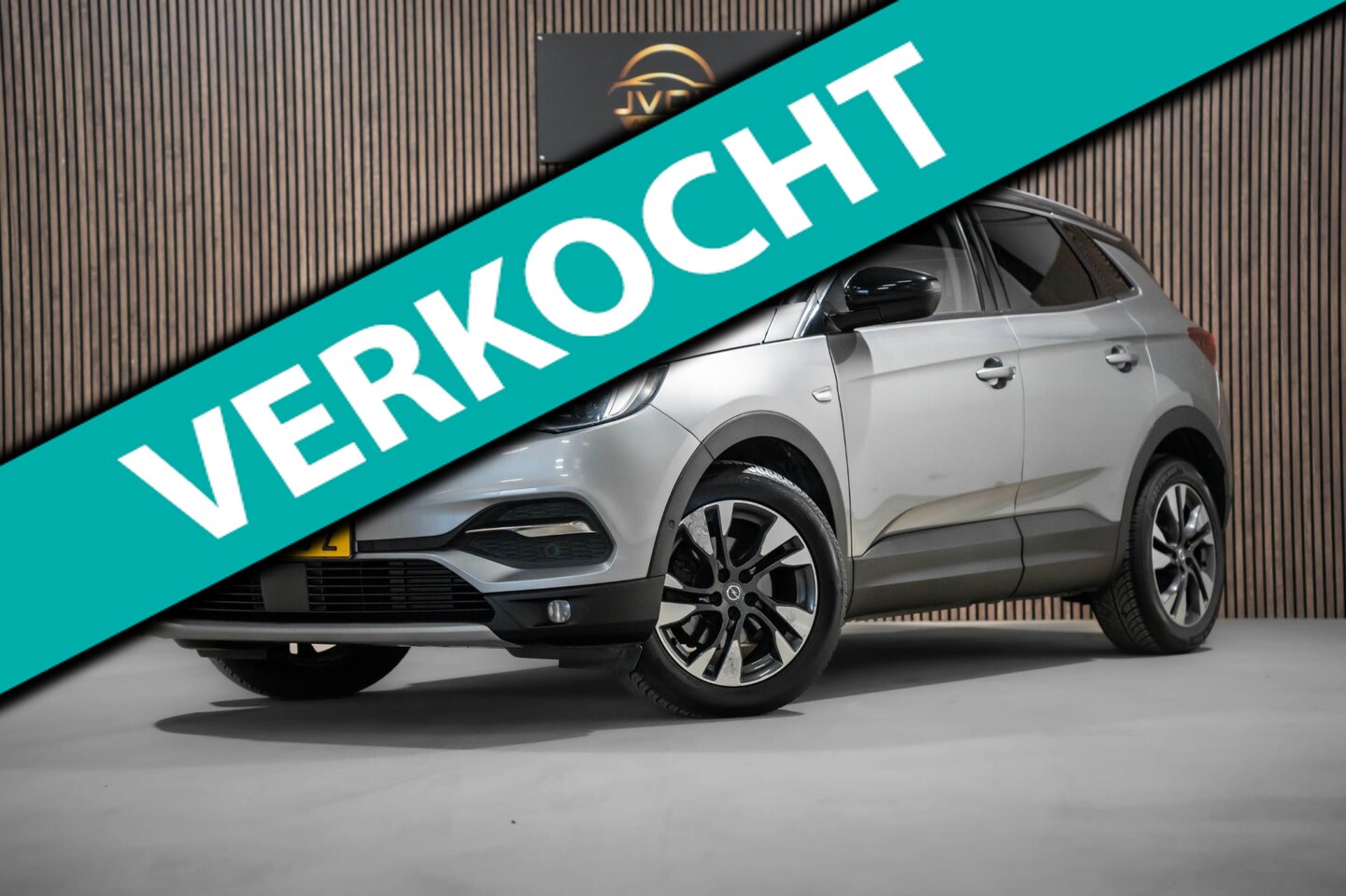 Opel Grandland X - 1.6 Turbo Innovation 180PK AUT LED NAVI CARPLAY - AutoWereld.nl