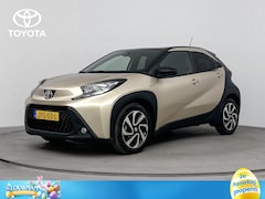 Toyota Aygo X - 1.0 VVT-i S-CVT Automaat Pulse Bi-Tone | Stoelverwarming | Parkeercamera | Apple Carplay /